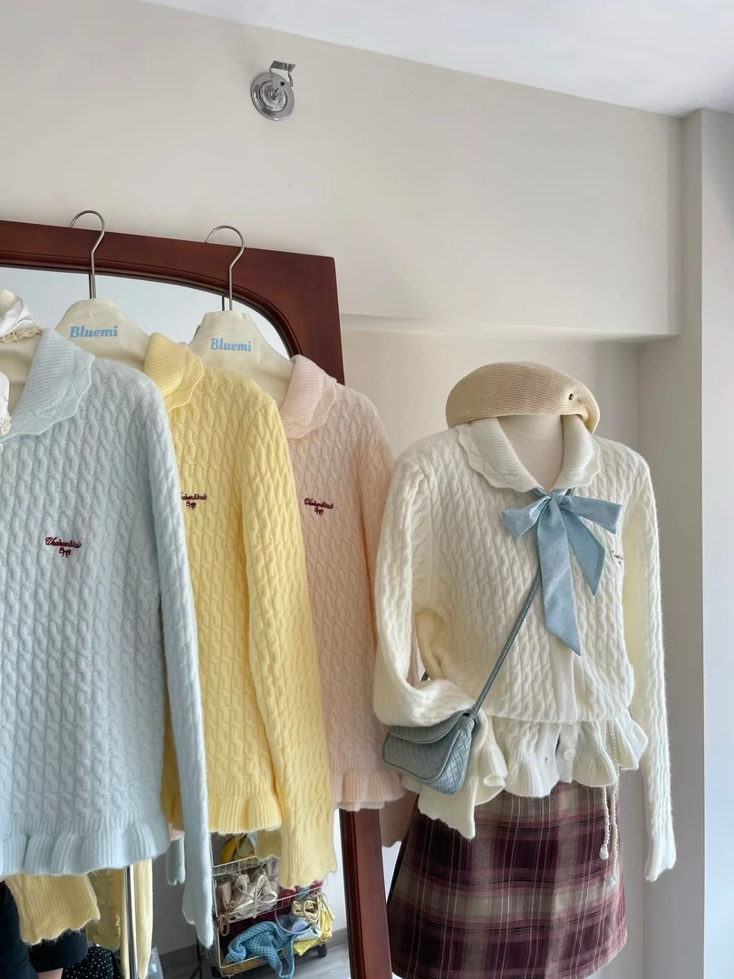 【高定麻花】明星同款秋冬新款撞色刺绣拼接荷叶花边针织开衫毛衣女