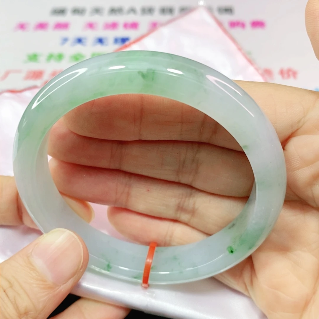 翡翠手镯未镶嵌58.7圈口正圈