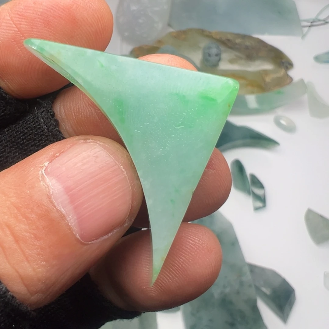 定制翡翠未镶嵌不包工