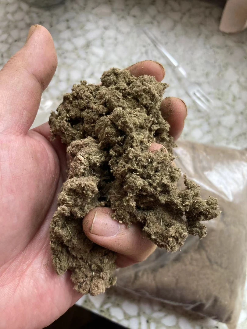 纯手工艾绒，100%纯艾叶粗加工