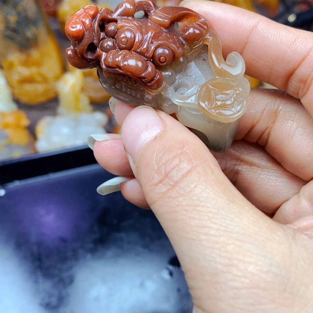石英质玉（黄龙玉）未镶嵌吊坠(不含链)