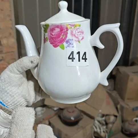 库存瓷片多孔茶壶