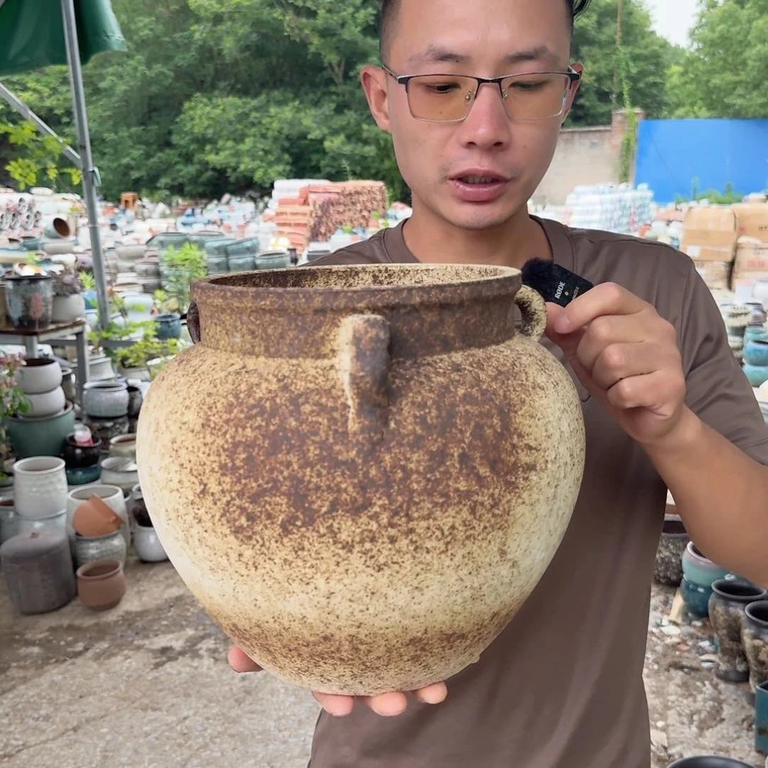 紫砂花盆口20高26（一个三耳仿古陶罐