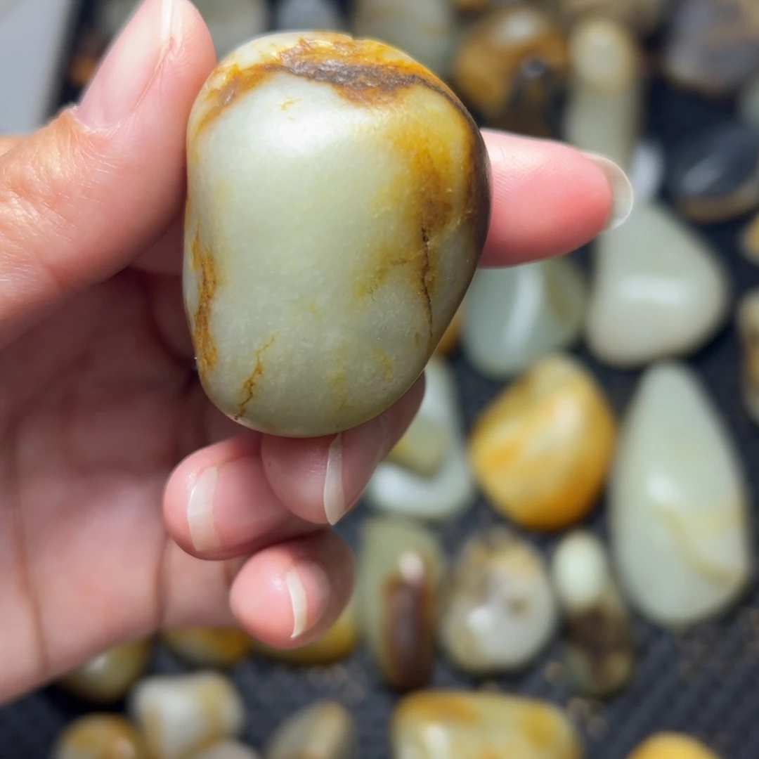 和田玉未镶嵌把件B7