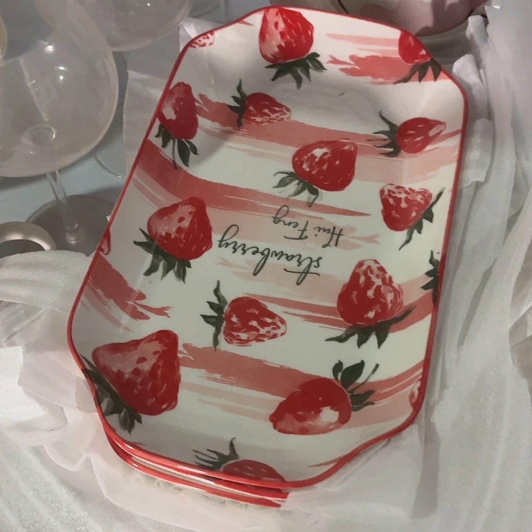 白瓷草莓鱼盘13寸