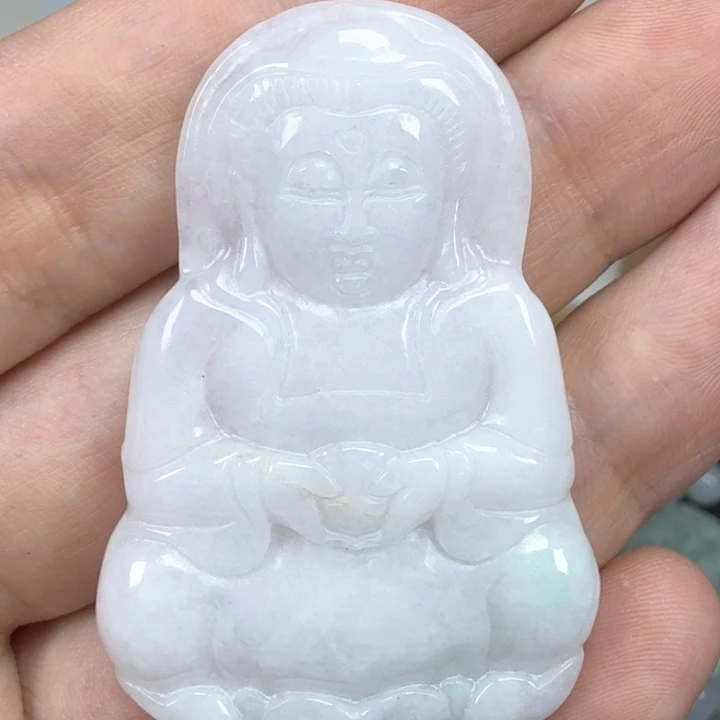 翡翠挂件未镶嵌翡翠