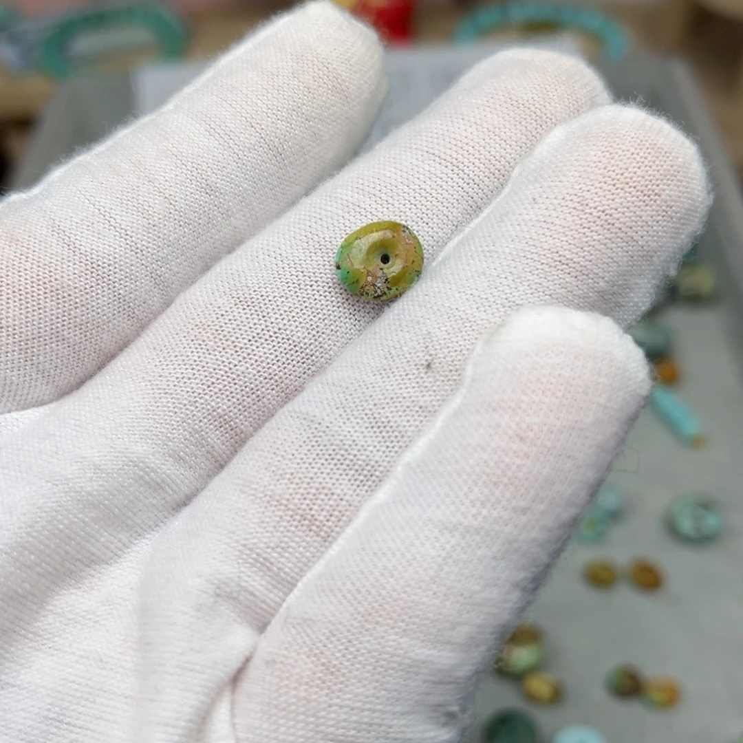 南红玛瑙未镶嵌珠宝奇石