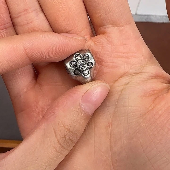 无铁合金配饰 三通 梅花