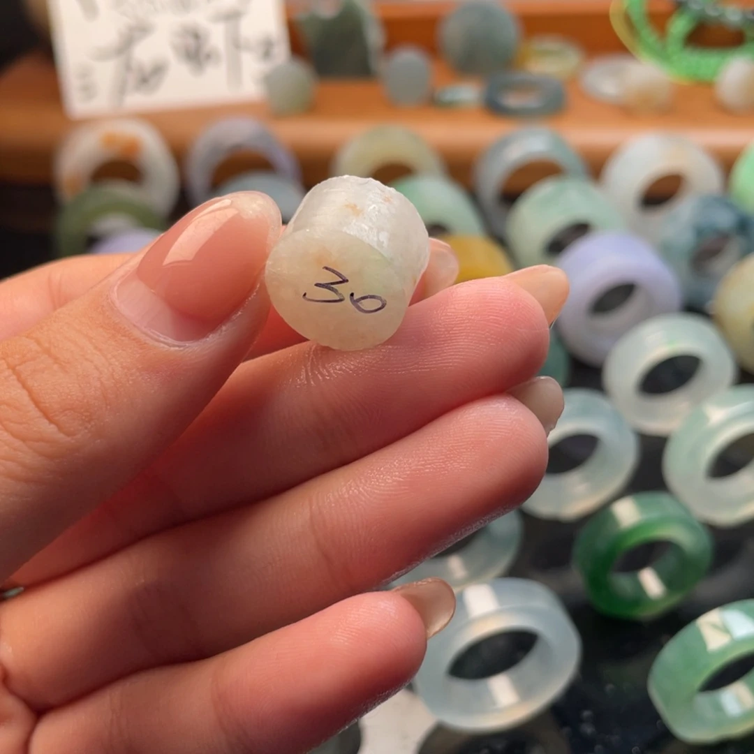 未镶嵌定制翡翠青椒肉丝