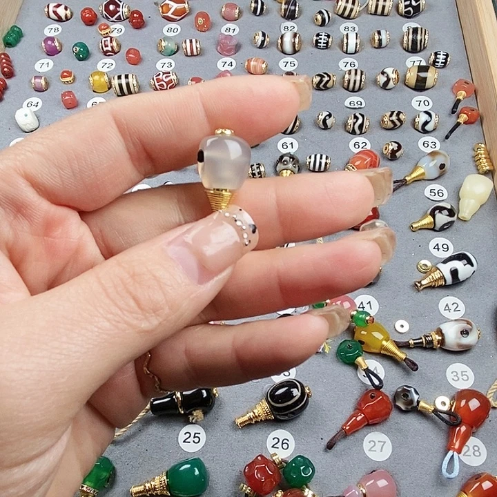 玛瑙/玉髓未镶嵌饰品