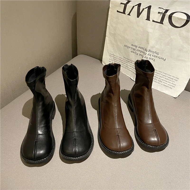 短靴女春秋单靴2025年新款英伦风粗跟假分趾猪蹄鞋马蹄忍者马丁靴