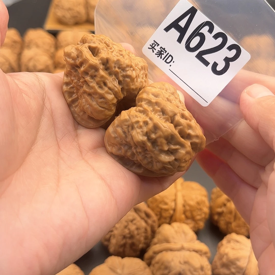 文玩核桃把件蛙蛙精品40肚44四开背