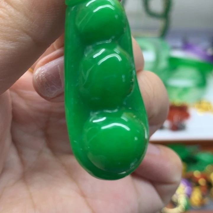 颈饰未镶嵌翡翠吊坠
