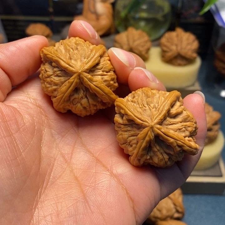 【闪购商品】把件文玩核桃御玺四棱