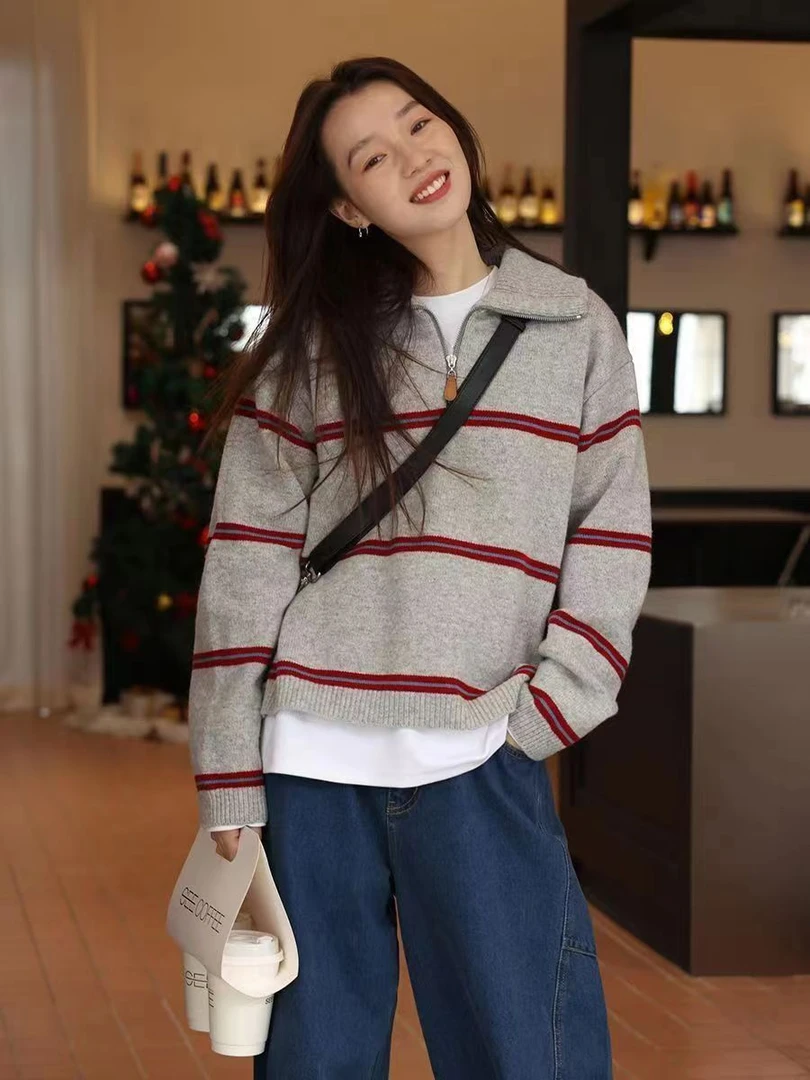 polo领半拉链条纹毛衣女春秋冬慵懒风针织衫套头针织卫衣2025新款