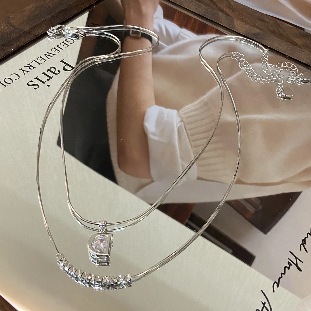 镀K金 （T） D字母造型  双层可拆卸设计感项链X8023