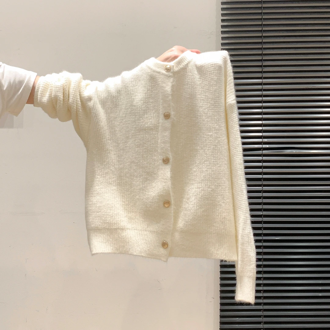 白色慵懒软糯纽扣加厚毛衣开衫外套女2025秋冬季宽松圆领长袖上衣