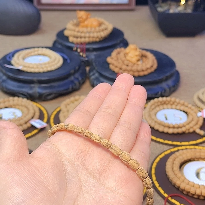 悲***丑柏香籽/百香籽手串