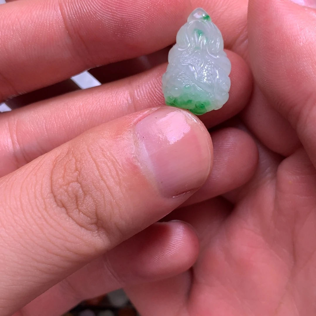 定制翡翠未镶嵌毛货