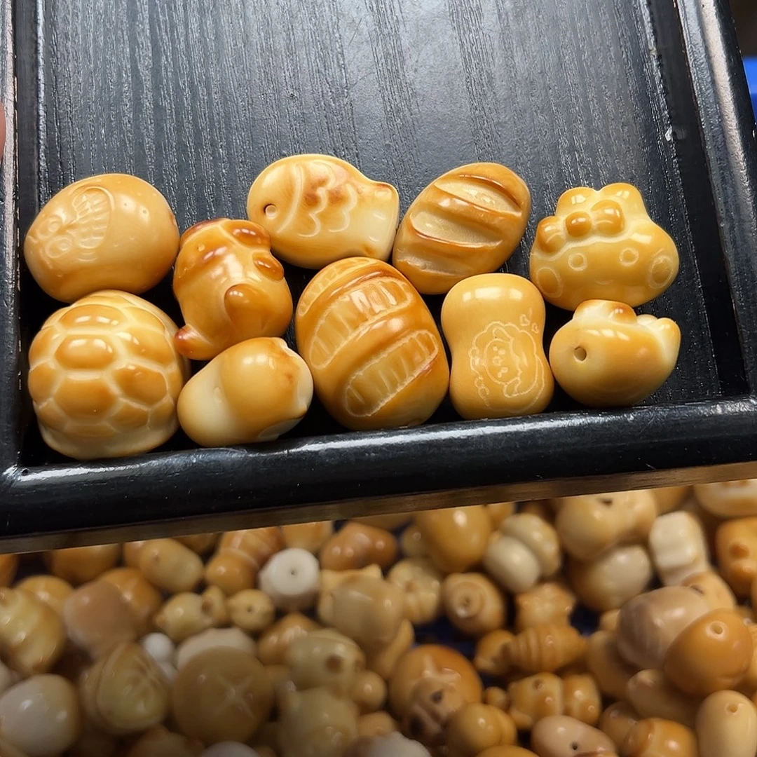 我***樊菩提根/象牙果手串微瑕炭烧混10颗有裂