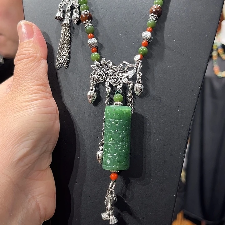 颈饰未镶嵌和田玉