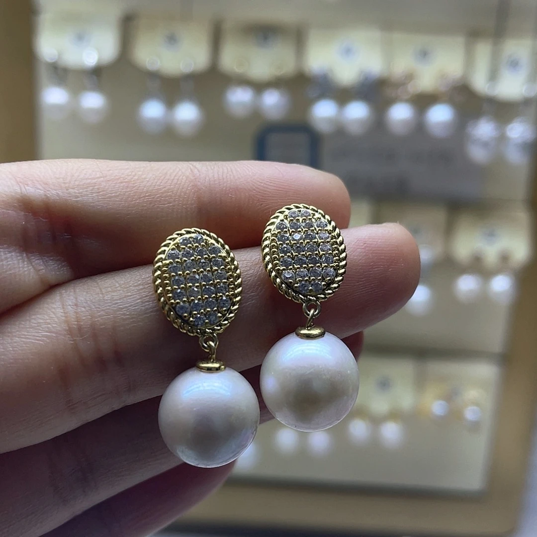 淡水珍珠银S925镶嵌耳饰