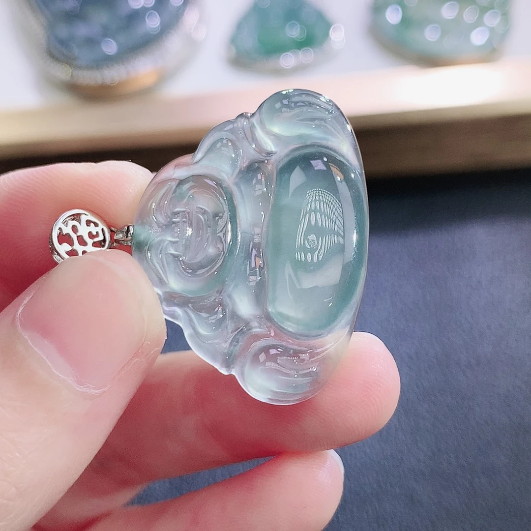 翡翠未镶嵌挂件翡翠