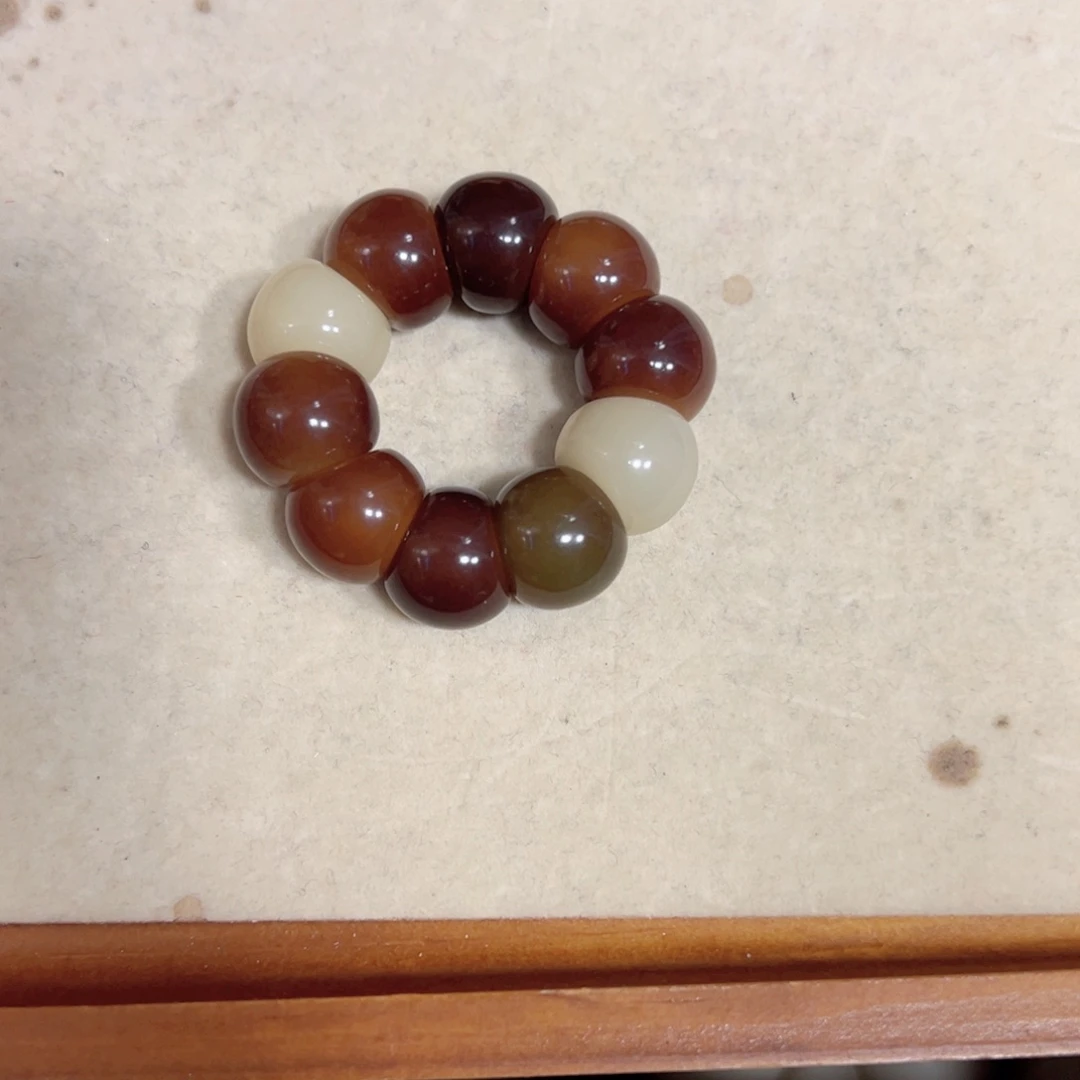 211 深色加两颗白色蒜瓣手捻菲料