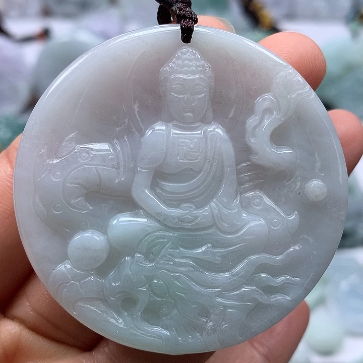 翡翠未镶嵌颈饰玉龙大日如来福利
