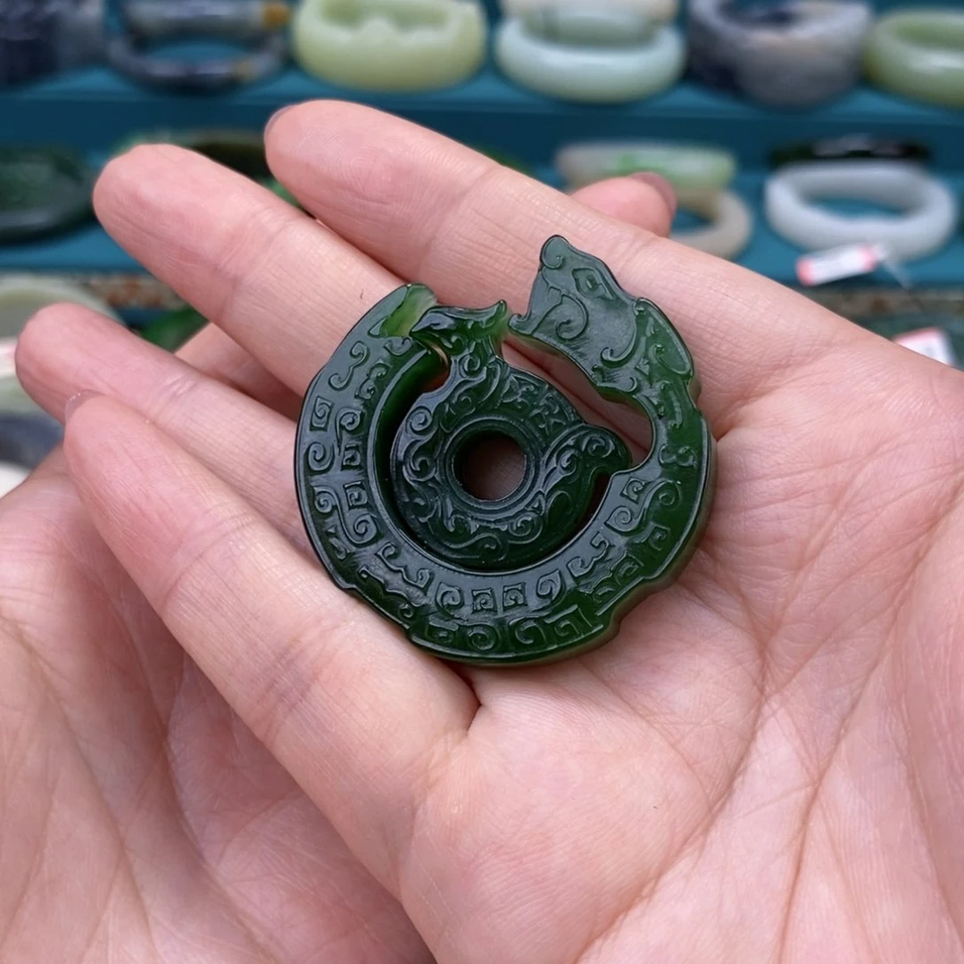 和田玉挂件未镶嵌