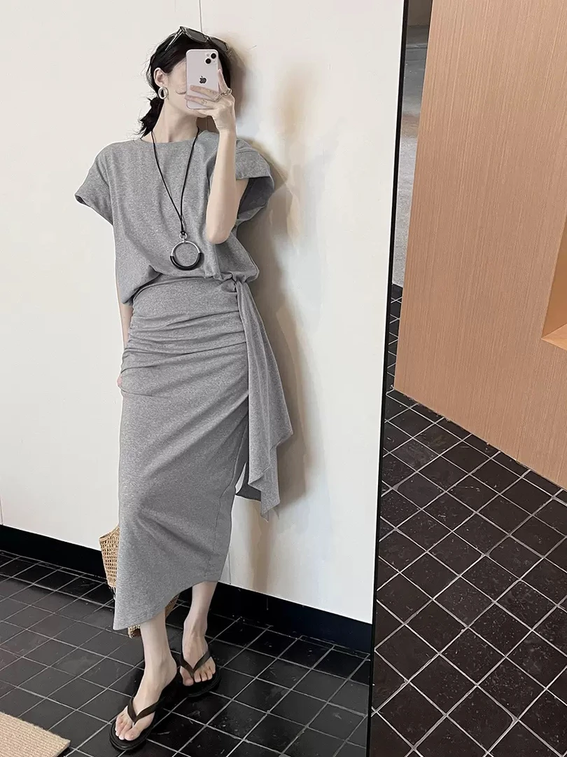 2025夏季新款设计感显瘦百搭假两件飘带连衣裙女气质洋气开叉收腰