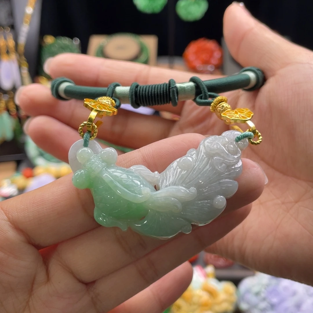 翡翠颈饰未镶嵌代编织