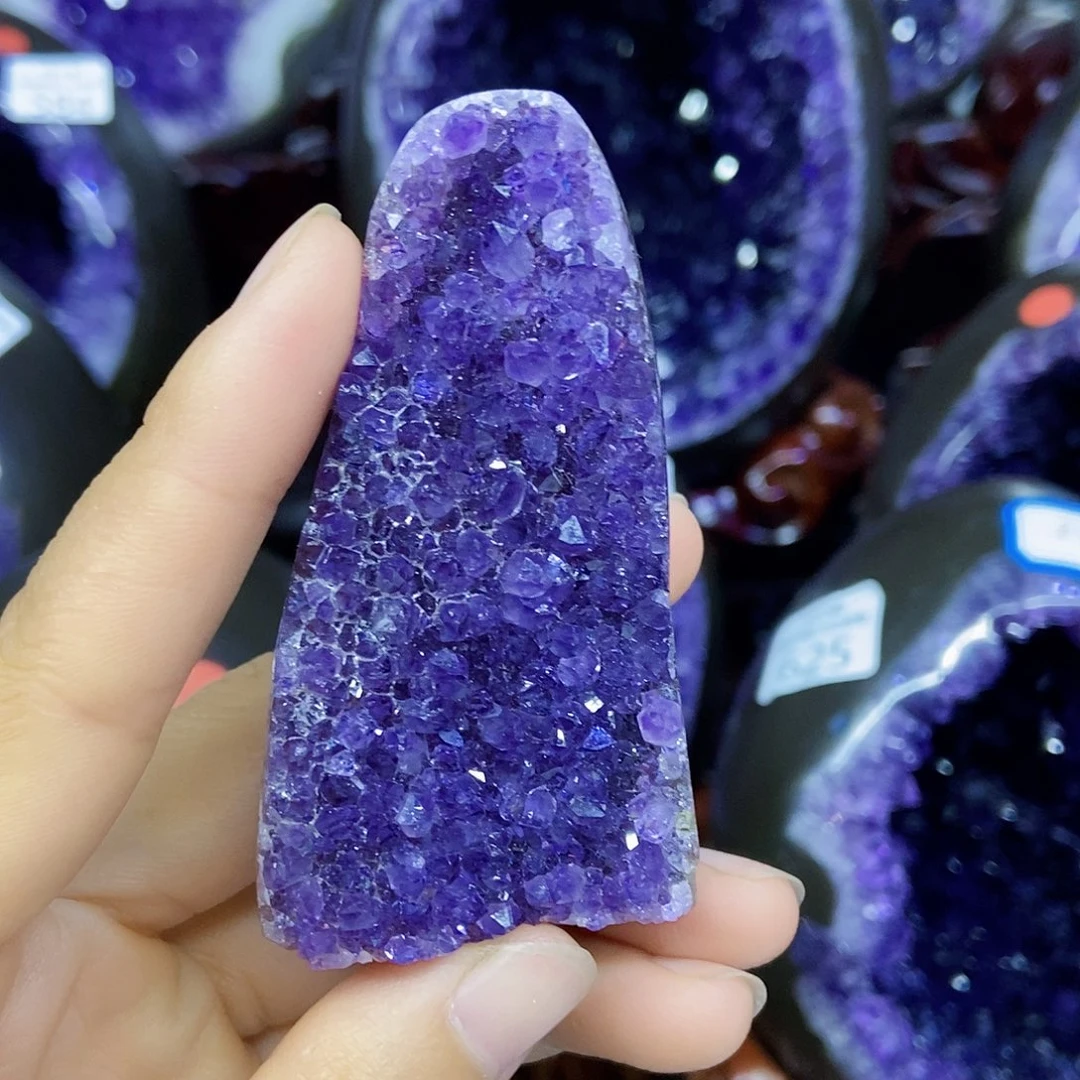 紫晶大型摆件（非配饰）未镶嵌小潘