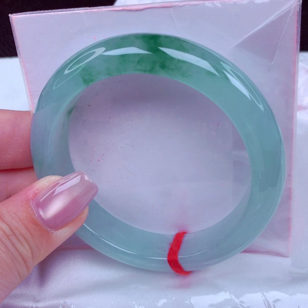 翡翠未镶嵌手镯手镯