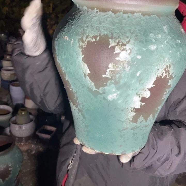 花盆紫砂口20高33瑕疵瑕疵底裂