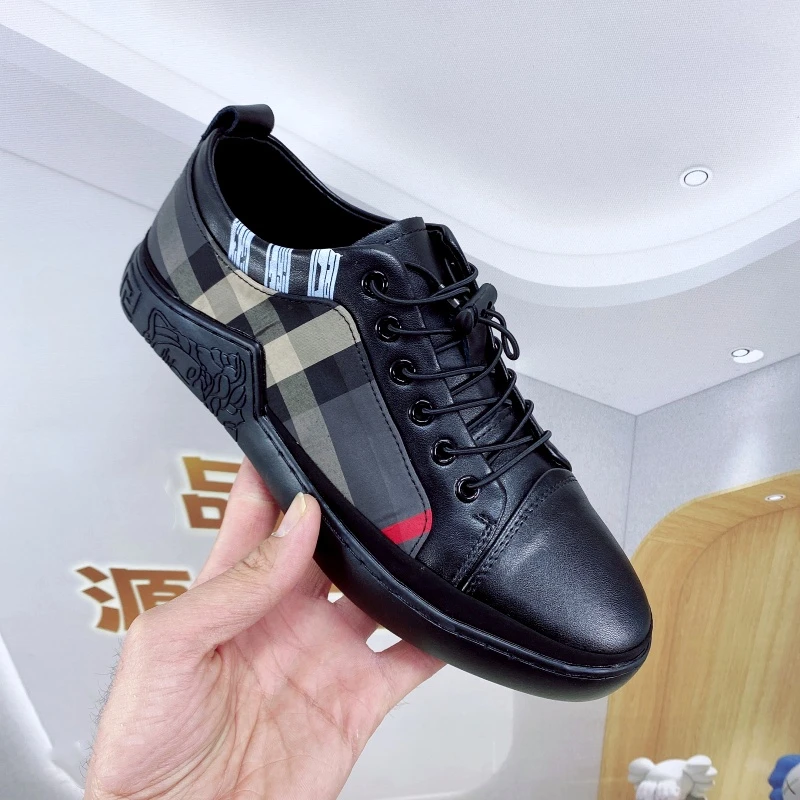 【断码】男士百搭舒适休闲板鞋8267