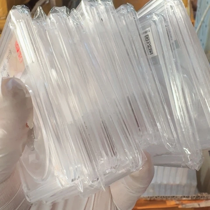 其他普通金属10枚，双齿模裂币