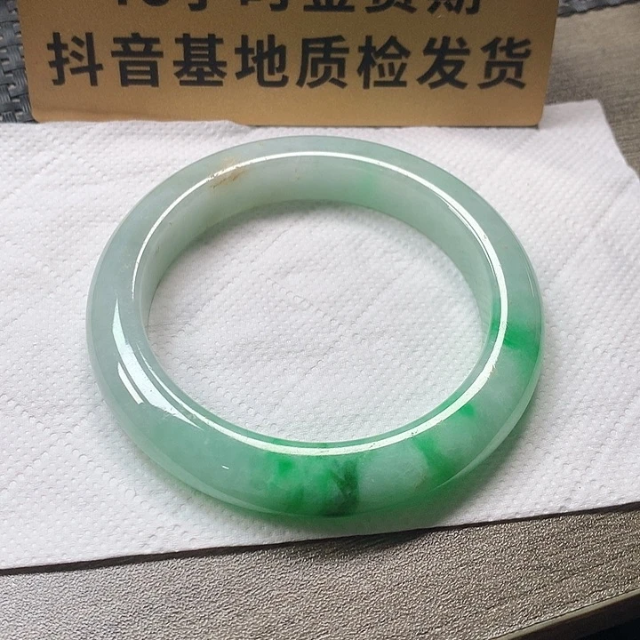 颈饰未镶嵌翡翠55.4圈 瑕疵镯