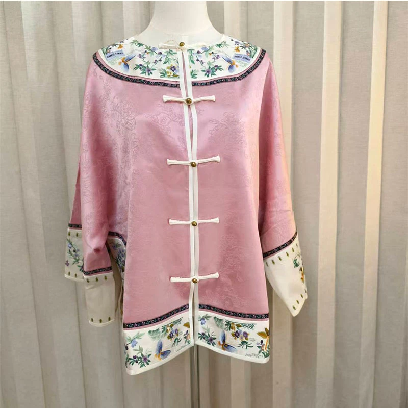 成品成衣多样图电脑刺绣辅料