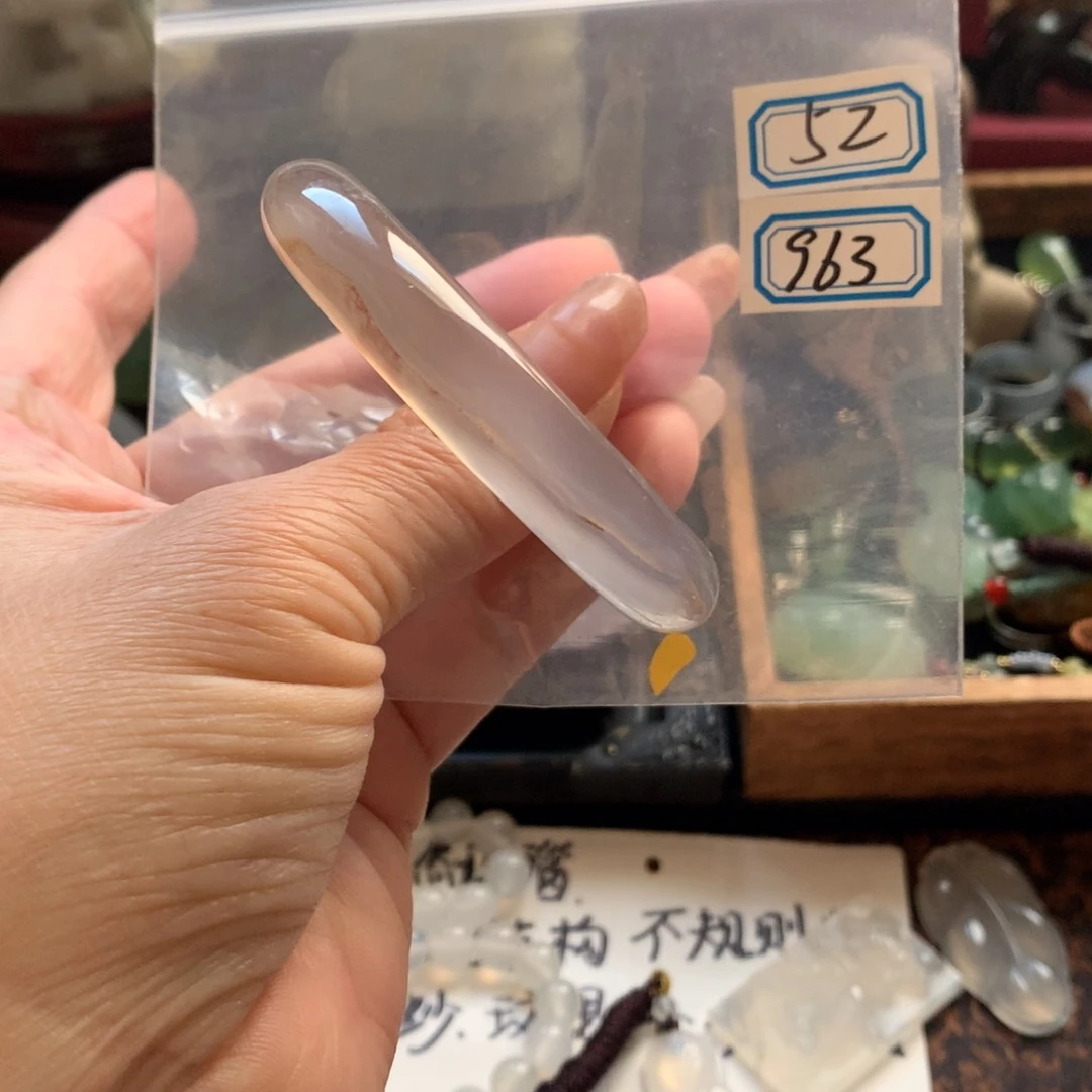 手镯玛瑙/玉髓未镶嵌52