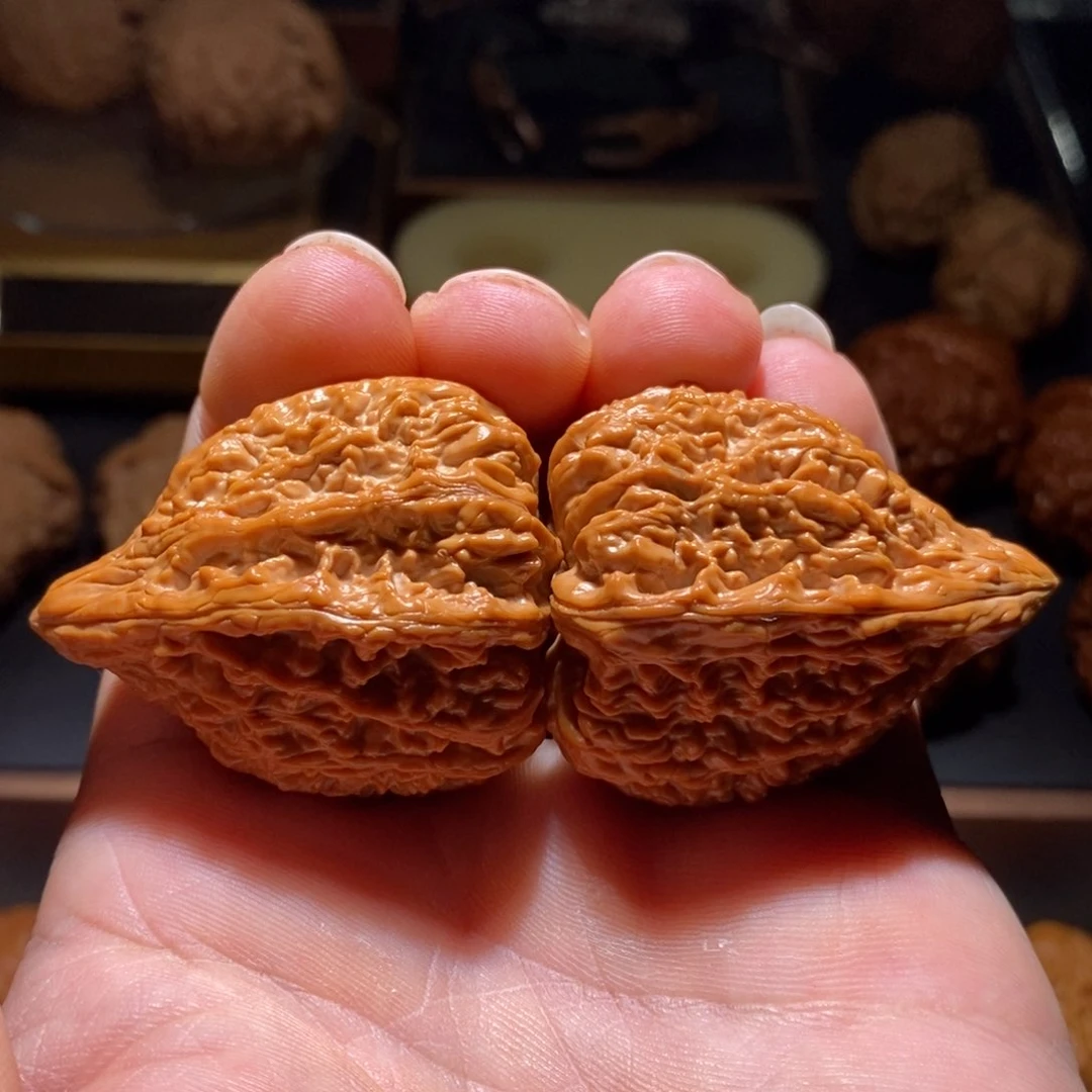 文玩核桃吊坠娱**·塔尖