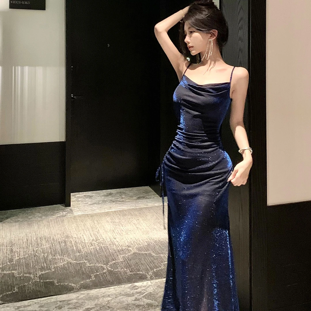 法式蓝色亮丝吊带连衣裙女度假风高级感生日派对晚礼服长裙夏