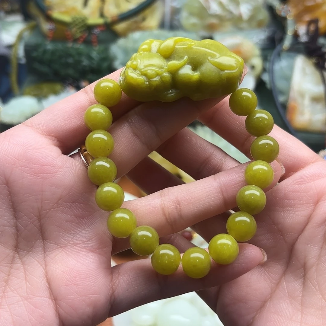 蛇纹石玉未镶嵌吊坠