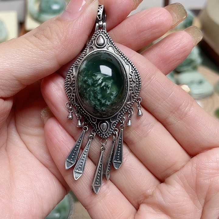 透闪石-蛇纹石玉颈饰银S925镶嵌扶*