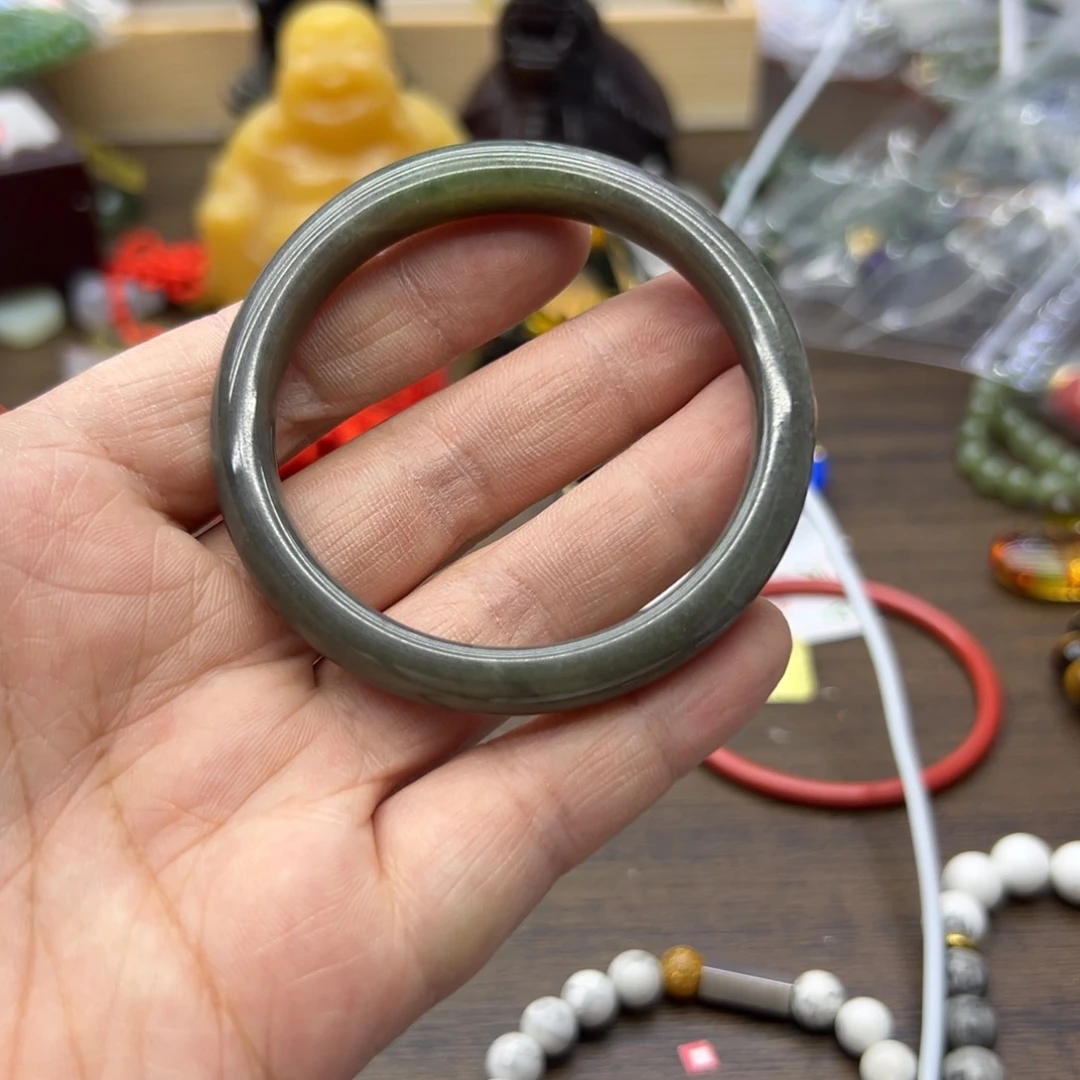 和田玉未镶嵌手镯52.6圈围930