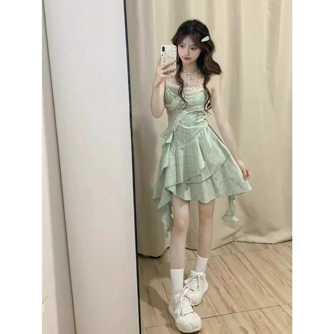 2025春夏新款少女风甜美绿色无袖吊带裙学生收腰显瘦不规则中长裙