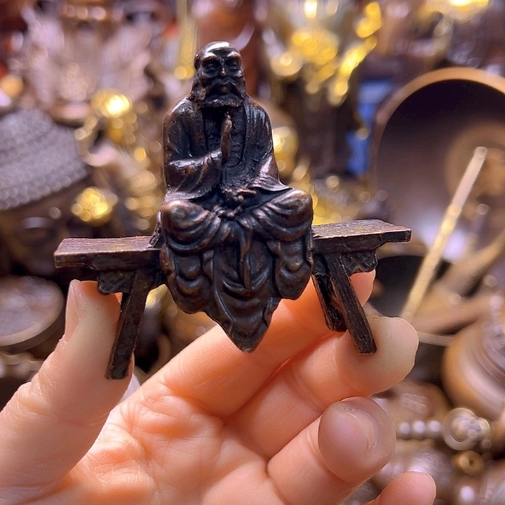 铜122668998767888777