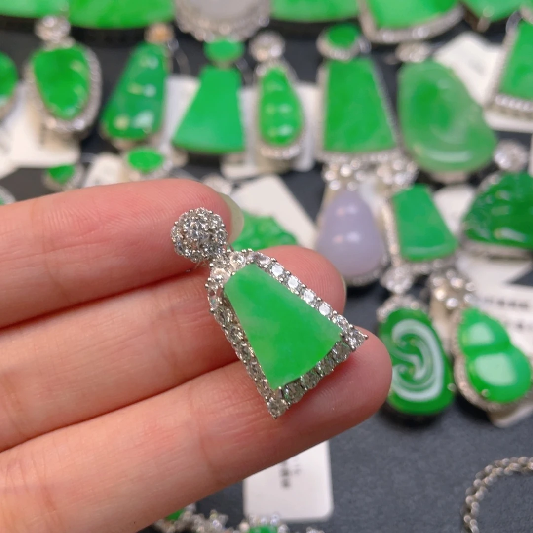 翡翠银S925镶嵌颈饰