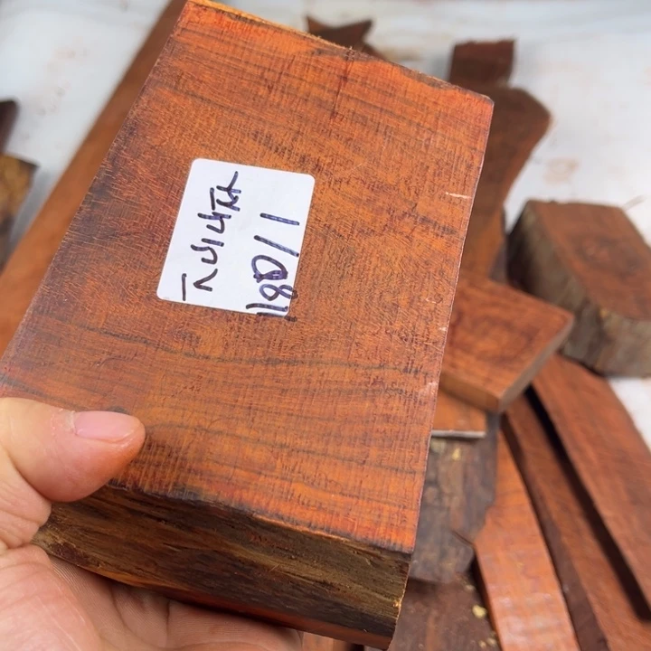 下***桩檀香紫檀（小叶紫檀）