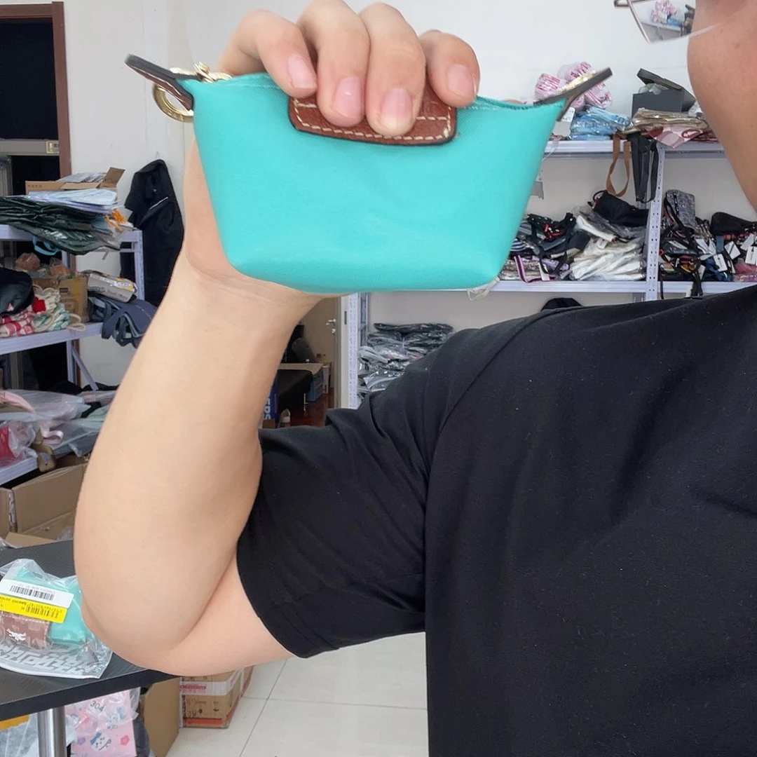 PU化妆包等各种产品的